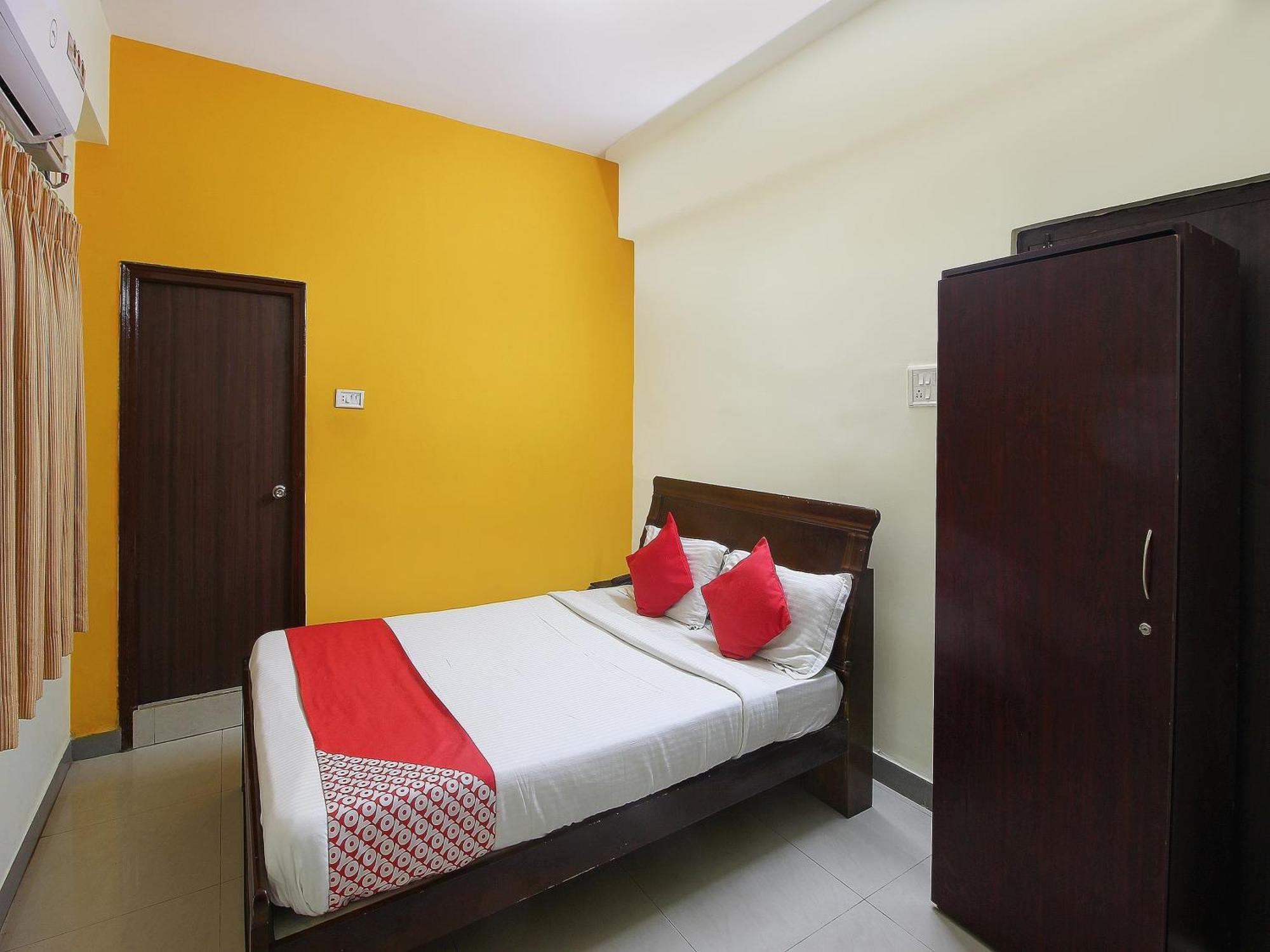 Super Collection O Begumpet Formerly Alpine Glow Sunrise Hyderabad Exteriör bild