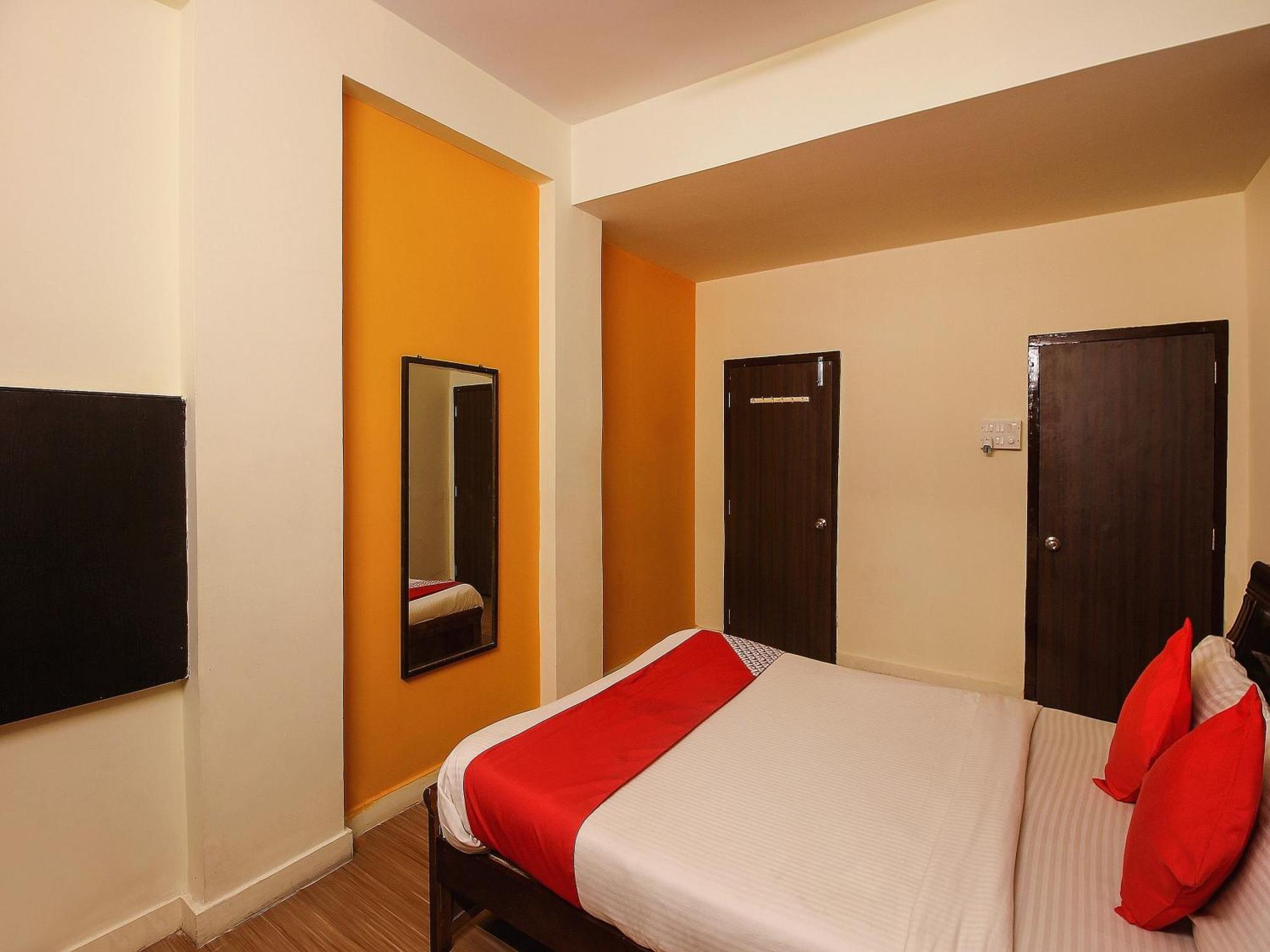 Super Collection O Begumpet Formerly Alpine Glow Sunrise Hyderabad Exteriör bild
