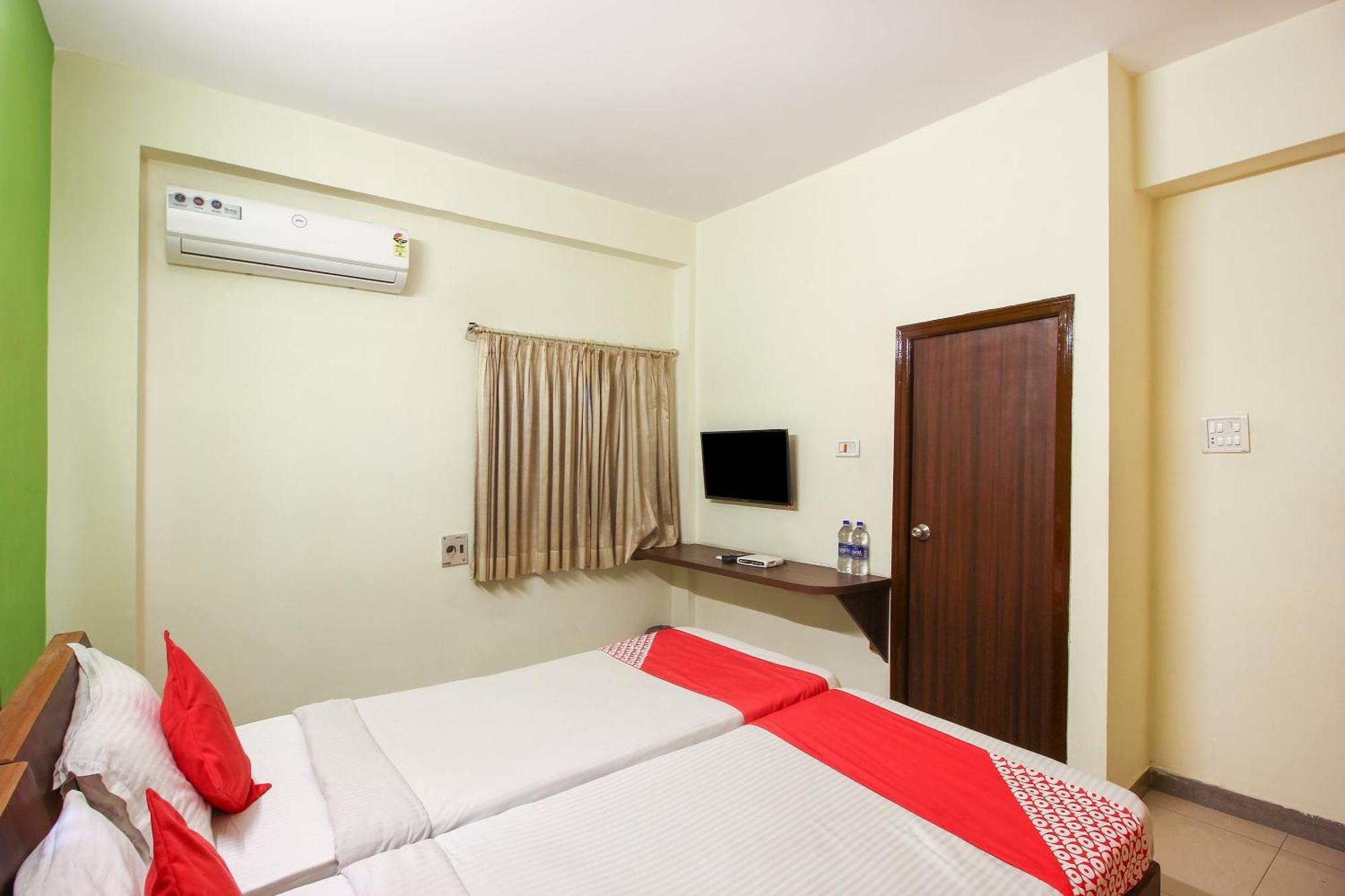 Super Collection O Begumpet Formerly Alpine Glow Sunrise Hyderabad Exteriör bild